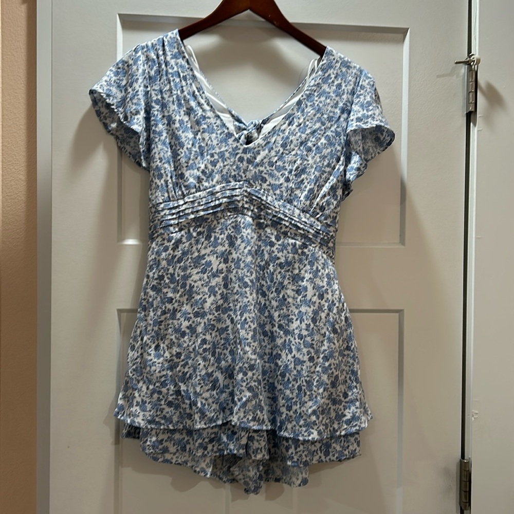 Francesca’s Eleanor Pitched Waist Floral Romper